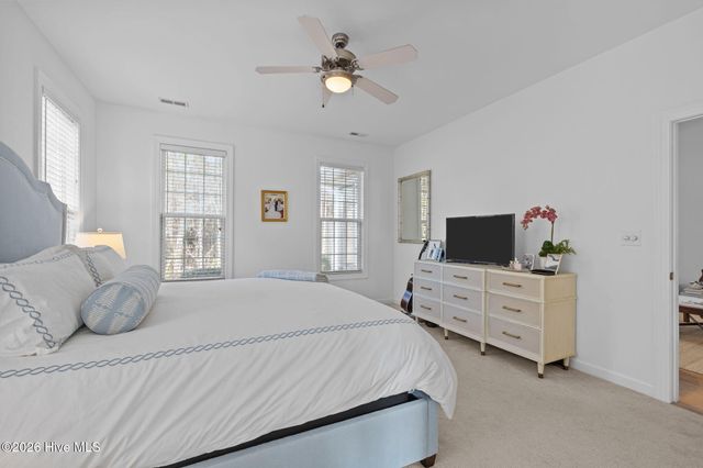 514 B Village Green Drive, Morehead City, NC 28557