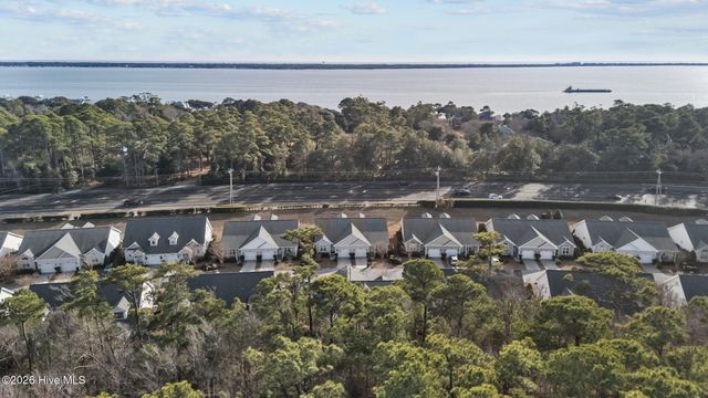 514 B Village Green Drive, Morehead City, NC 28557