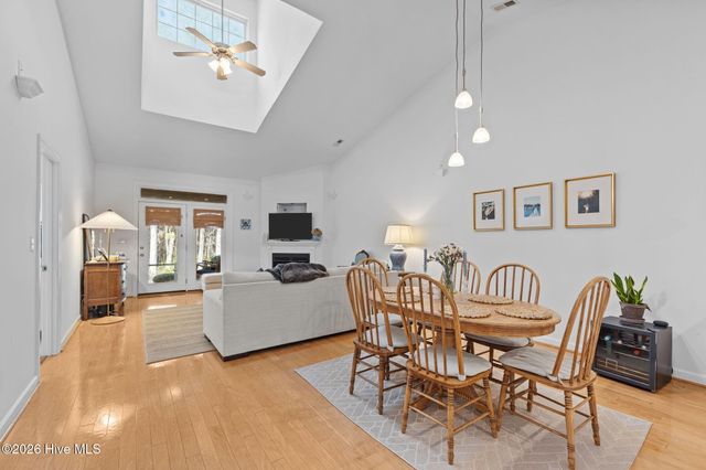 514 B Village Green Drive, Morehead City, NC 28557