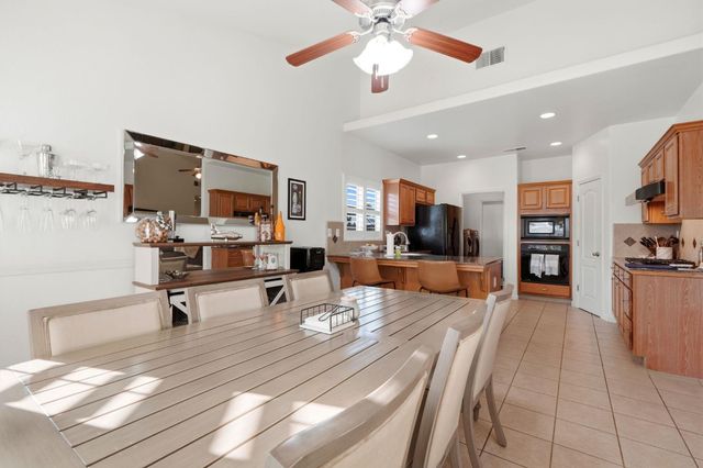 1005 Jubilee Court, Lemoore, CA 93245