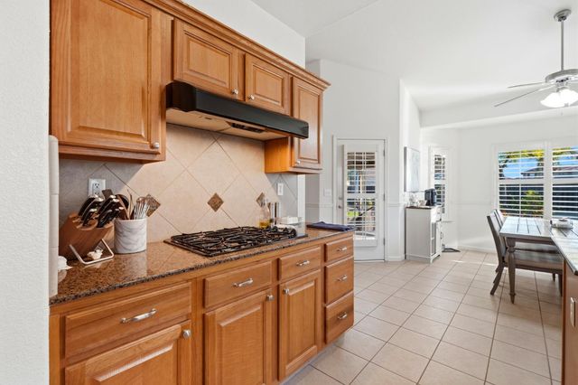 1005 Jubilee Court, Lemoore, CA 93245