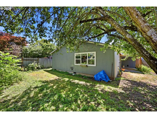 6145 Se GRANT St, Portland, OR 97215