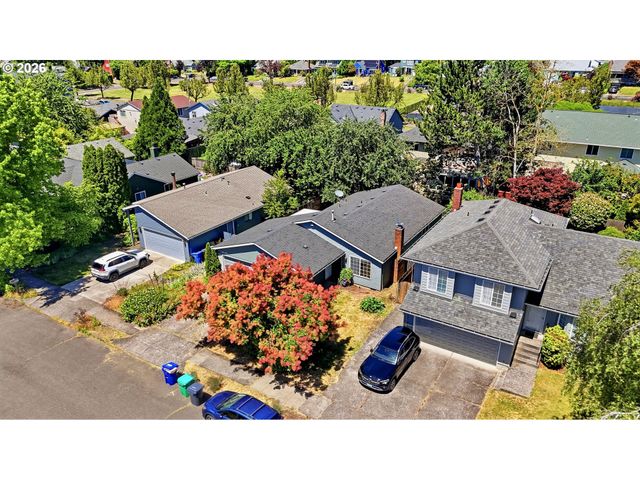 6145 Se GRANT St, Portland, OR 97215