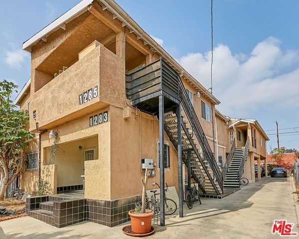 1281 W 35th Street, Los Angeles, CA 90007
