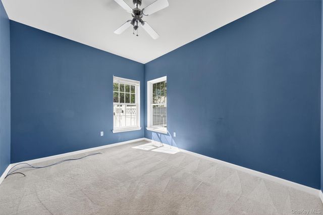 2806 Cherry Tree Way, New Windsor, NY 12553