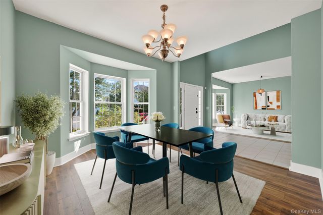 2806 Cherry Tree Way, New Windsor, NY 12553