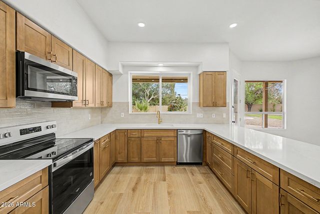 1201 W WASHINGTON Avenue, Gilbert, AZ 85233