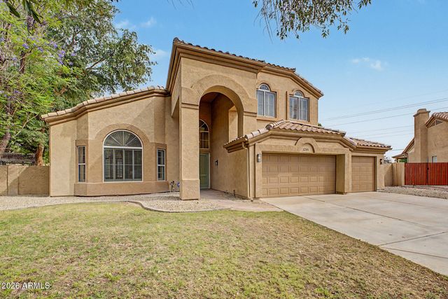 1201 W WASHINGTON Avenue, Gilbert, AZ 85233