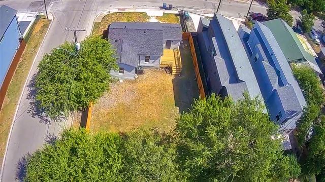 1904 E Crockett Street 2, San Antonio, TX 78202