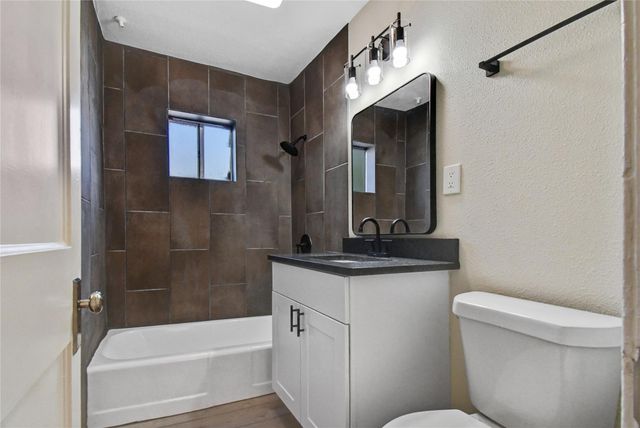 1904 E Crockett Street 2, San Antonio, TX 78202