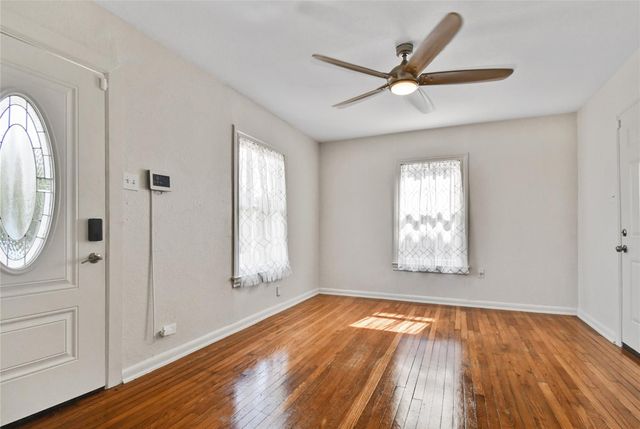 1904 E Crockett Street 2, San Antonio, TX 78202