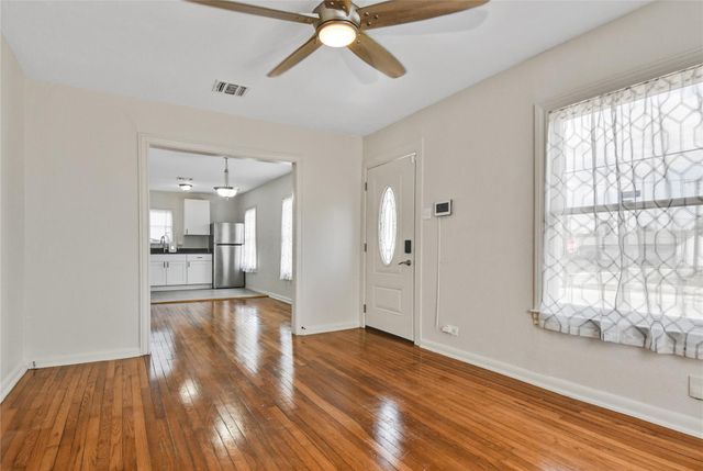 1904 E Crockett Street 2, San Antonio, TX 78202