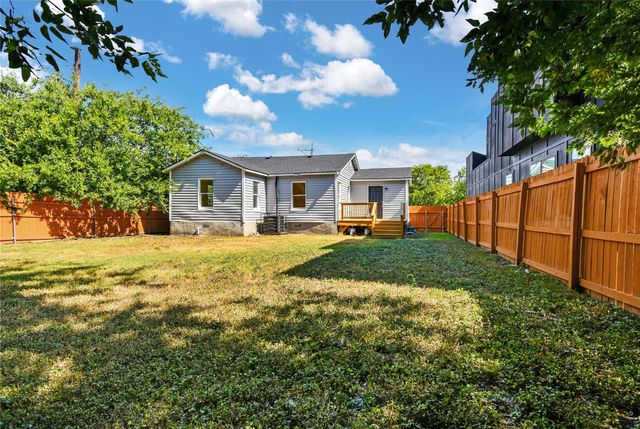 1904 E Crockett Street 2, San Antonio, TX 78202