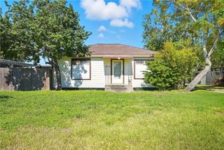 2559 Avenue C, Ingleside, TX 78362