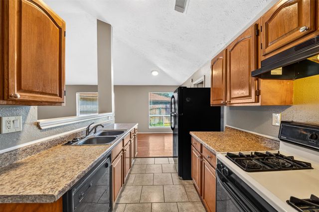 3119 Oak Rock Circle, Spring, TX 77373
