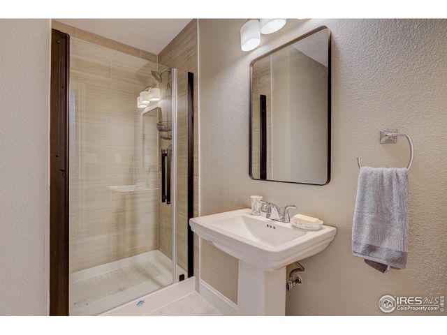 10297 Forest View Dr, Loveland, CO 80538