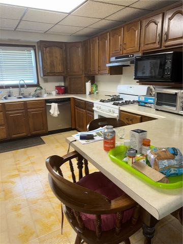 600 Edgewood, Washington Twp, PA 15613