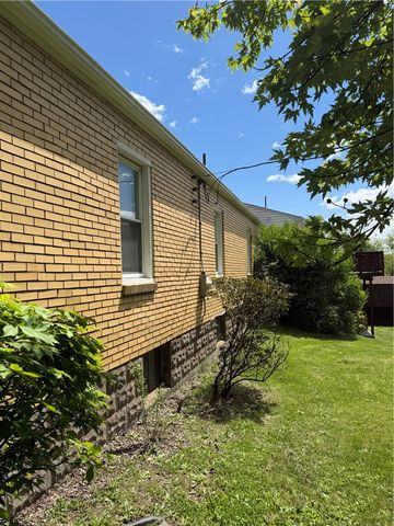 600 Edgewood, Washington Twp, PA 15613