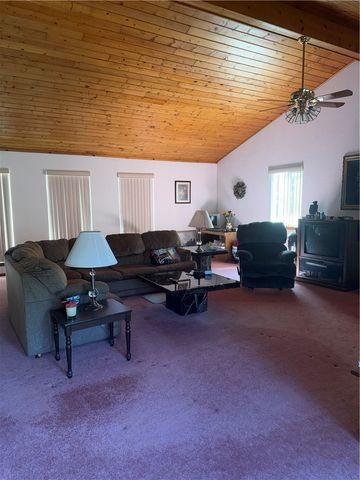 600 Edgewood, Washington Twp, PA 15613