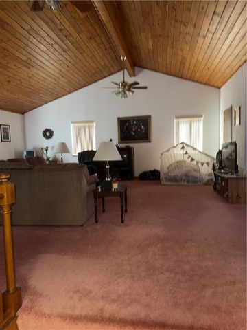 600 Edgewood, Washington Twp, PA 15613