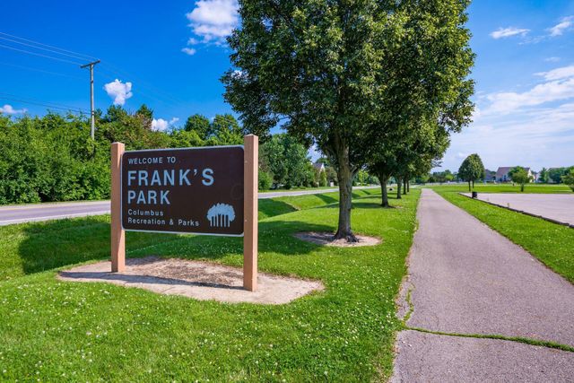 4920 Meadow Run Drive, Hilliard, OH 43026