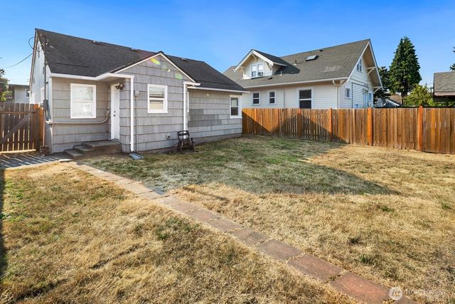 346 Pelly Avenue N, Renton, WA 98057