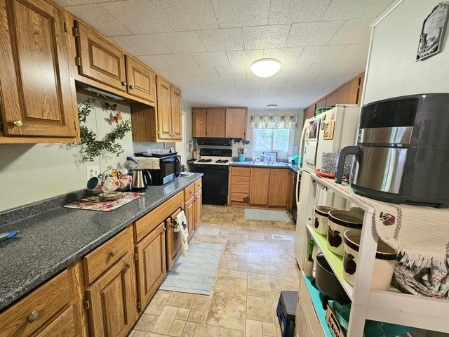 4774 S Lachance Road, Lake City, MI 49651