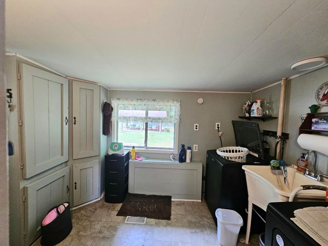 4774 S Lachance Road, Lake City, MI 49651