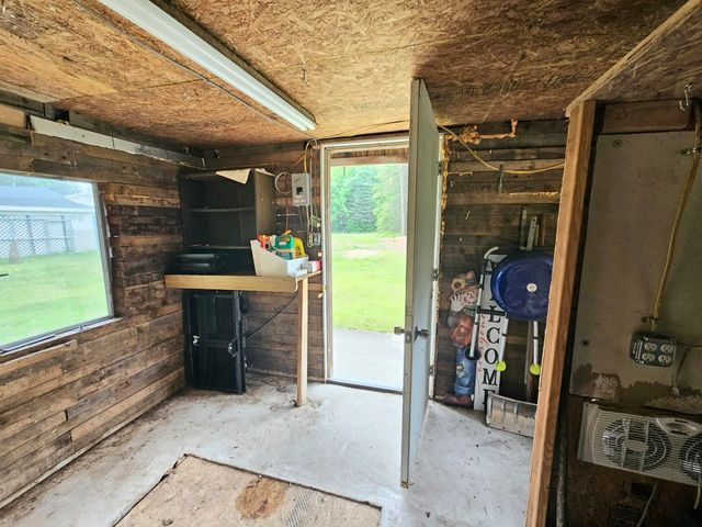 4774 S Lachance Road, Lake City, MI 49651