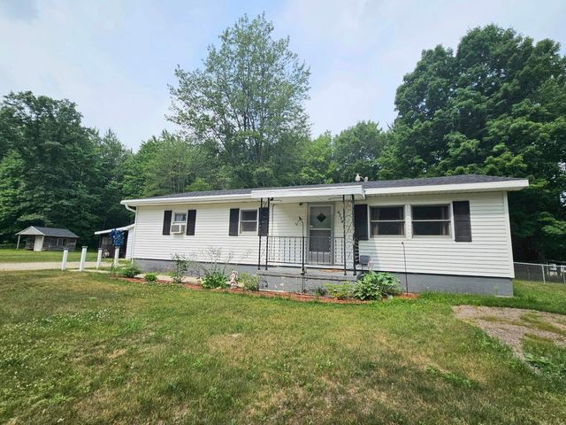 4774 S Lachance Road, Lake City, MI 49651