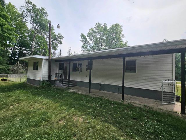 4774 S Lachance Road, Lake City, MI 49651