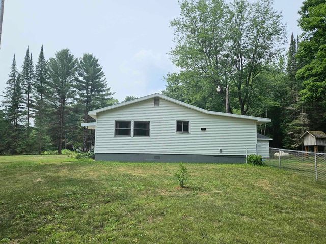 4774 S Lachance Road, Lake City, MI 49651