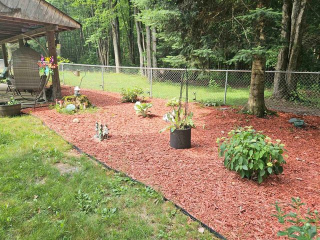 4774 S Lachance Road, Lake City, MI 49651