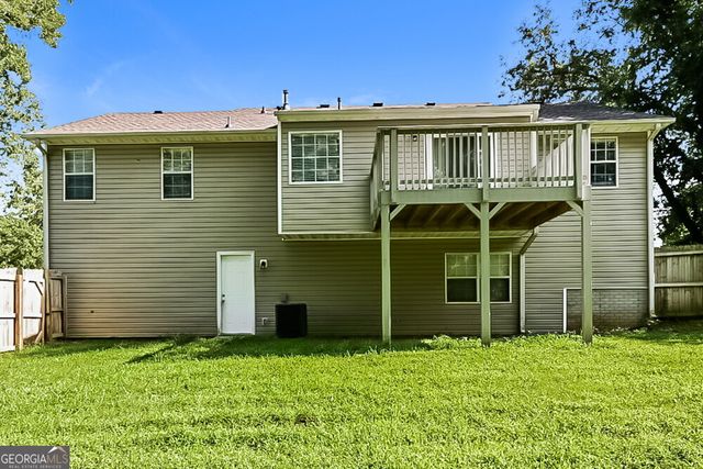 221 Greenleaf Drive, Hampton, GA 30228