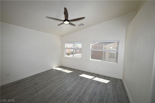 5515 BIG RED Court 103, Las Vegas, NV 89122