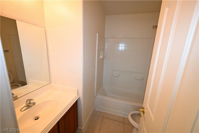 5515 BIG RED Court 103, Las Vegas, NV 89122