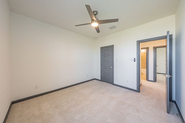 1100 Stallion Lane, Justin, TX 76247