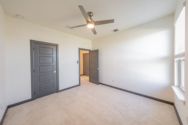1100 Stallion Lane, Justin, TX 76247