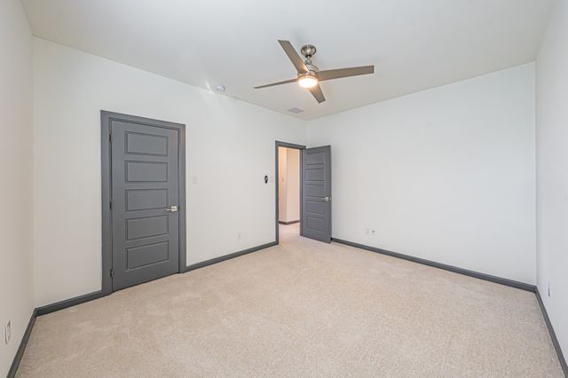 1100 Stallion Lane, Justin, TX 76247