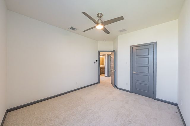 1100 Stallion Lane, Justin, TX 76247