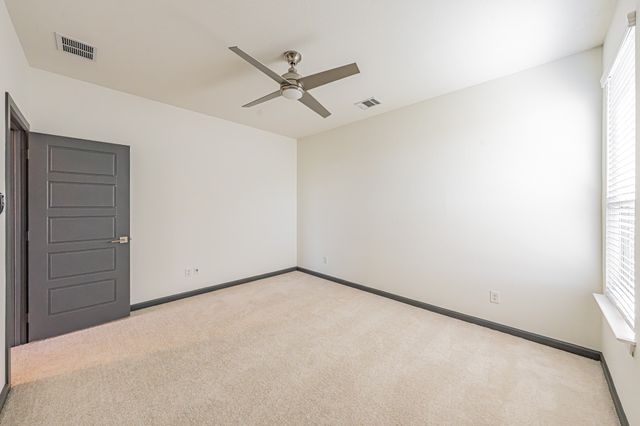 1100 Stallion Lane, Justin, TX 76247