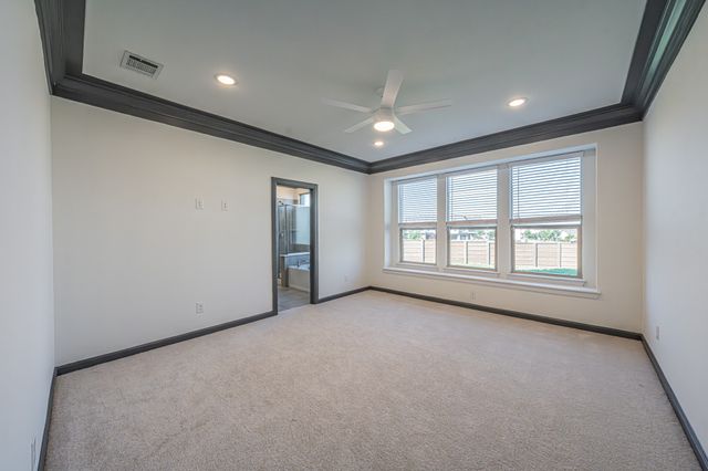 1100 Stallion Lane, Justin, TX 76247
