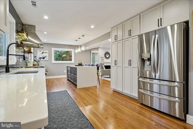 2111 LIRIO CT, Reston, VA 20191