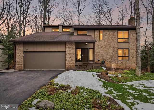 2111 LIRIO CT, Reston, VA 20191