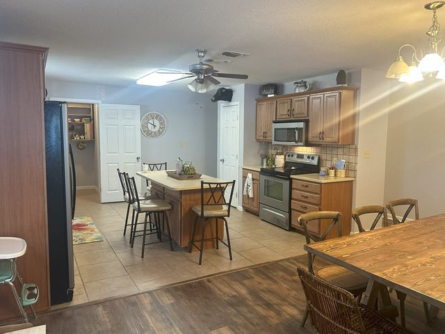 406 County Rd 530, Eastland, TX 76448