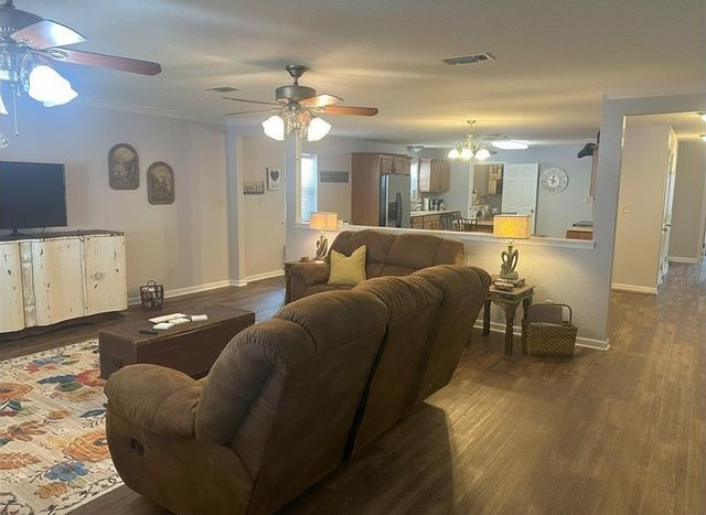 406 County Rd 530, Eastland, TX 76448