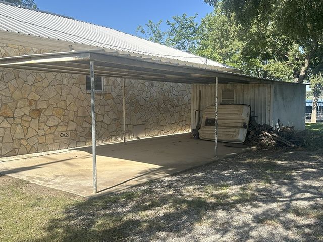 406 County Rd 530, Eastland, TX 76448