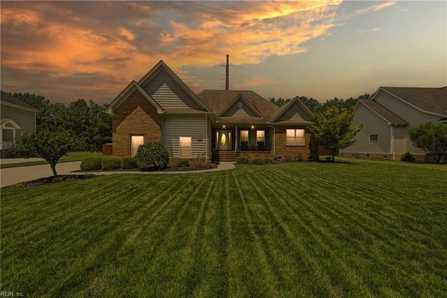 1732 Mount Airy CT, Virginia Beach, VA 23456
