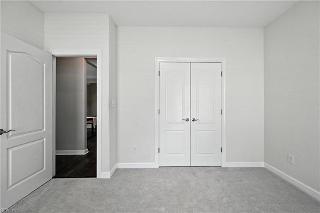 1732 Mount Airy CT, Virginia Beach, VA 23456