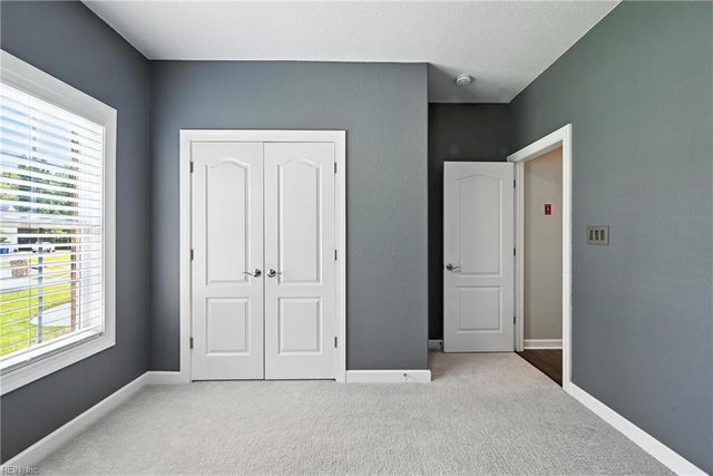 1732 Mount Airy CT, Virginia Beach, VA 23456